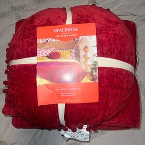 Opalhouse Vibrant Red Throw and Pillow Set